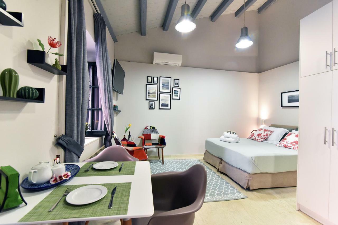 コルフ島 Charming Venetian Town House In The Old Town Of Corfuヴィラ エクステリア 写真